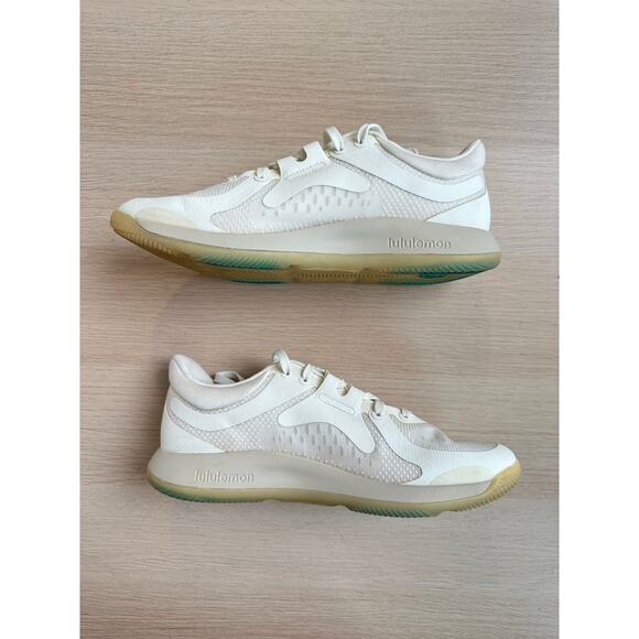 lululemon Strongfeel white sneaker - Size 9W - MINT - Picture 4 of 8